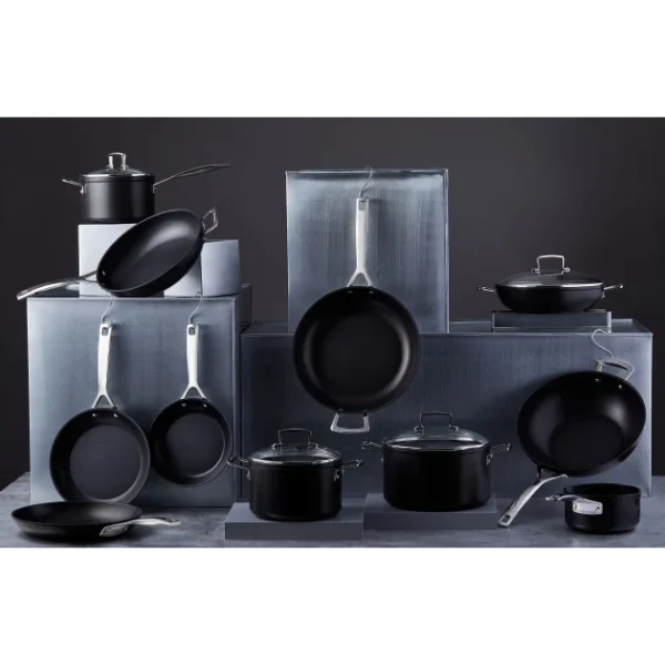 Sauteuse Provençale 30 Cm Anti-Adhérente Avec Couvercle Les Forgées Le Creuset boutique pas cher 5